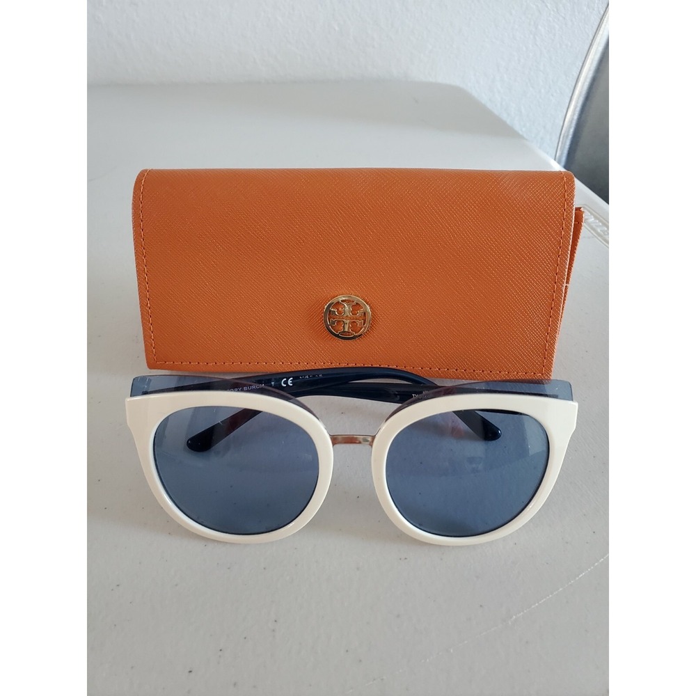 Tory Burch Solid Light Blue TY 9049 166180 Cat Eye 53-19-140 Sunglasses 1398